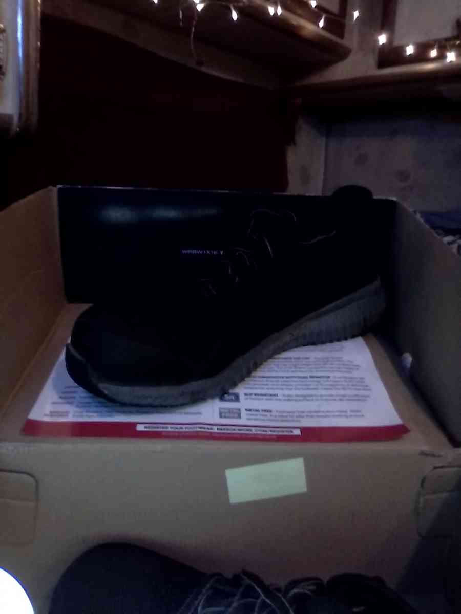 fllexagon womans work Reebok - Banning, California - FleaMarketBay