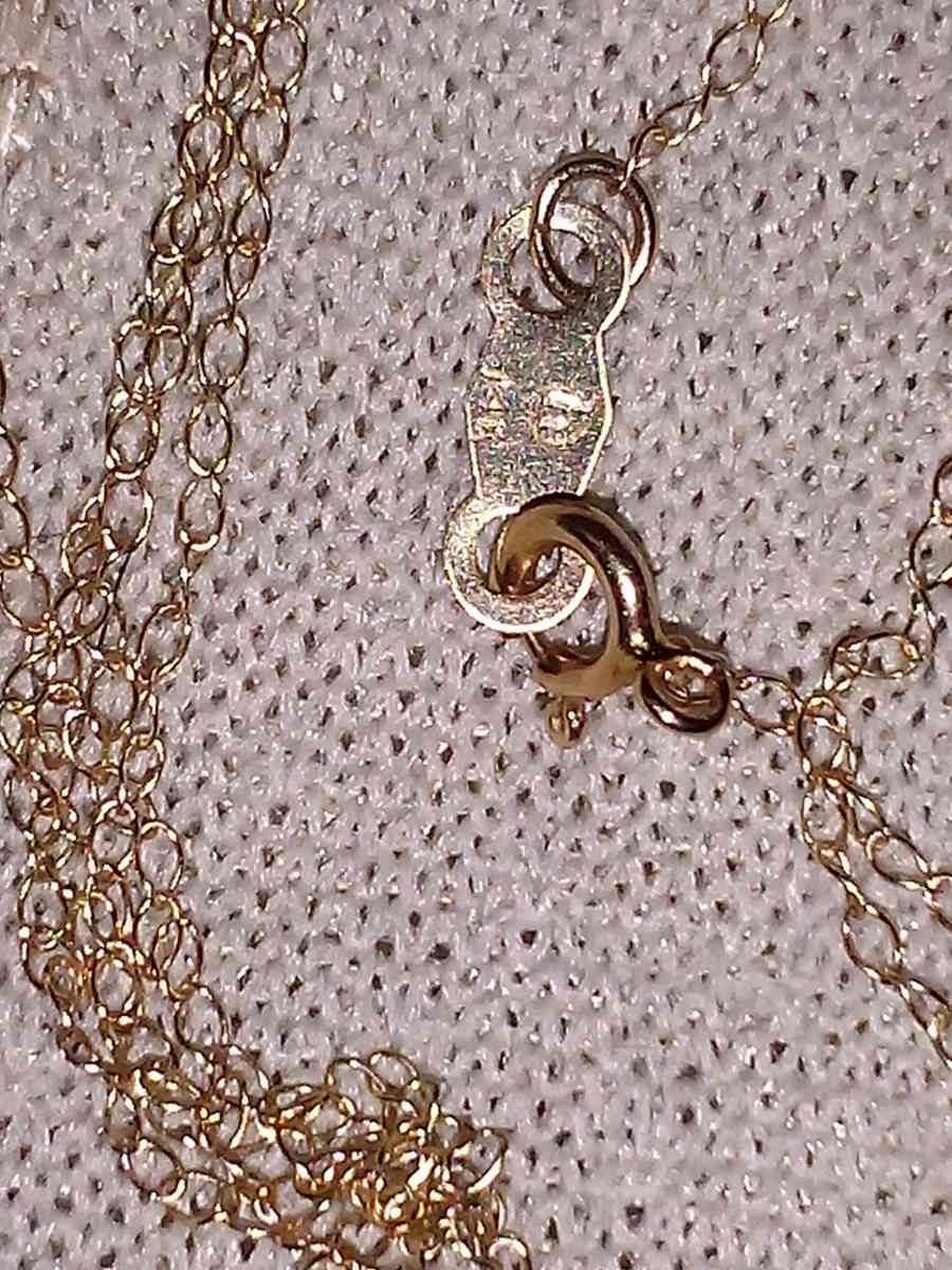 14kt yellow gold link chain necklace 18 inch long - Bedford, Indiana - FleaMarketBay