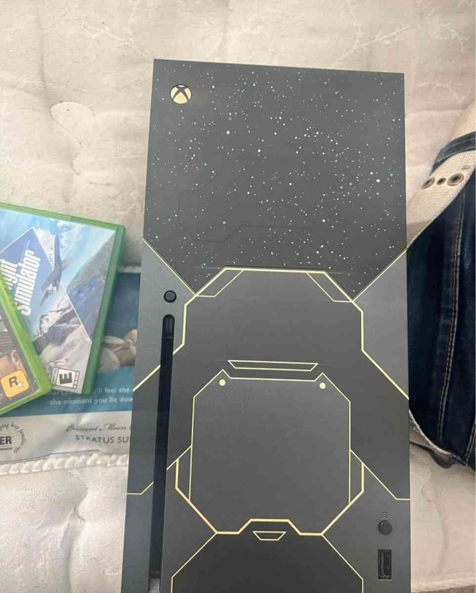 xbox series x halo edition - Tampa, Florida - FleaMarketBay