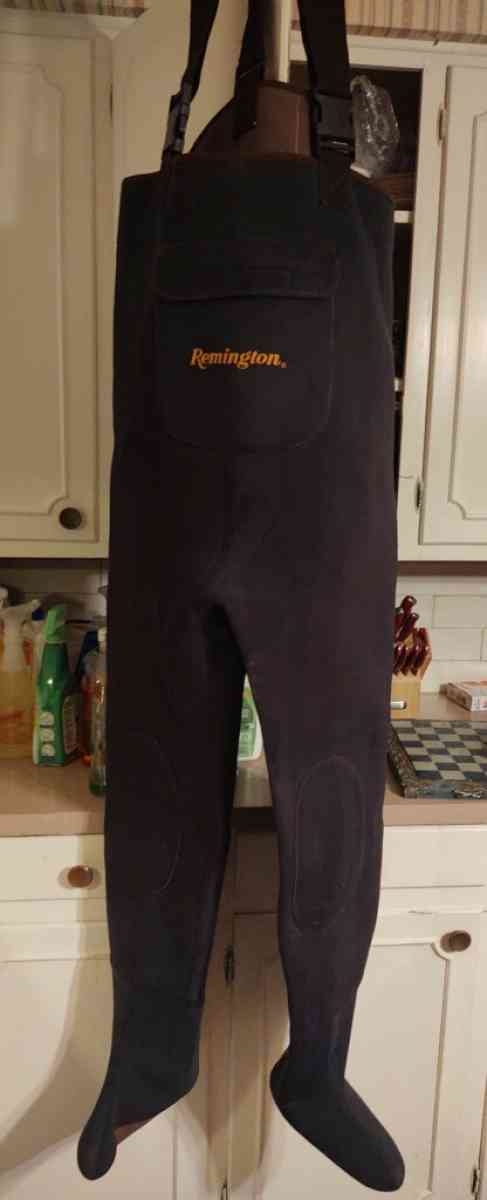 Remington chest wadders - Beebe, Arkansas