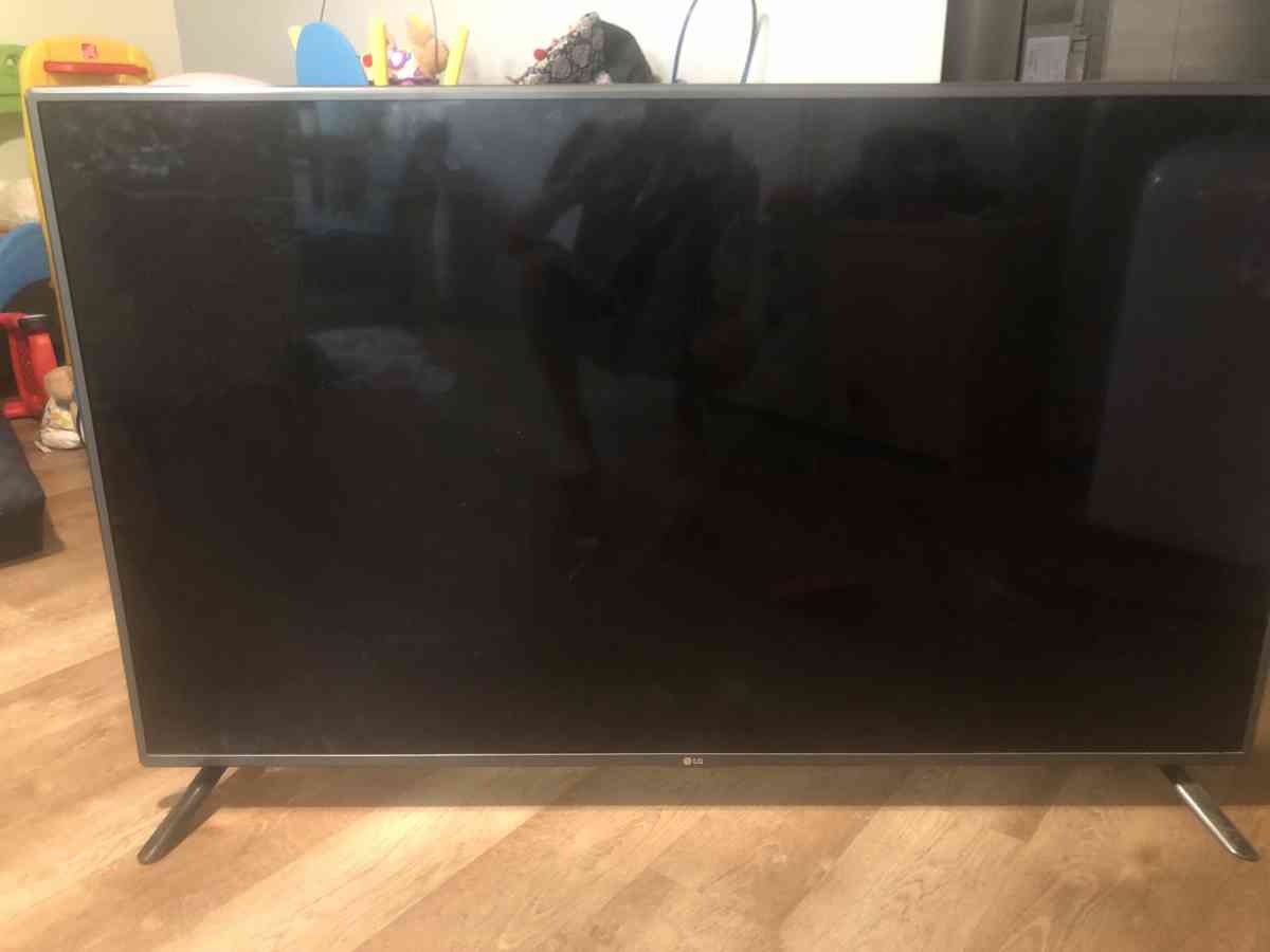 55 inch flat screen LG - Fresno, California - FleaMarketBay