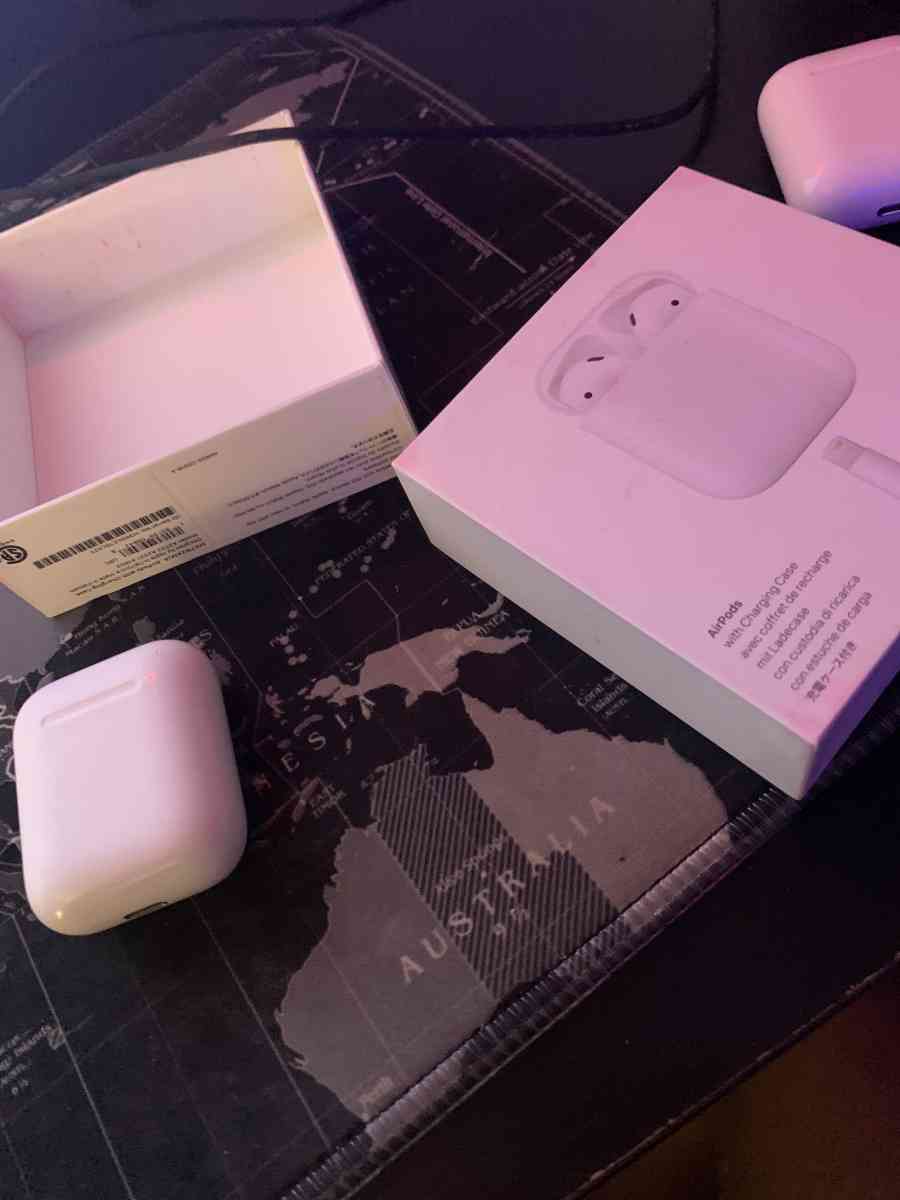 AirPods second generation - East Wareham, Massachusetts - FleaMarketBay