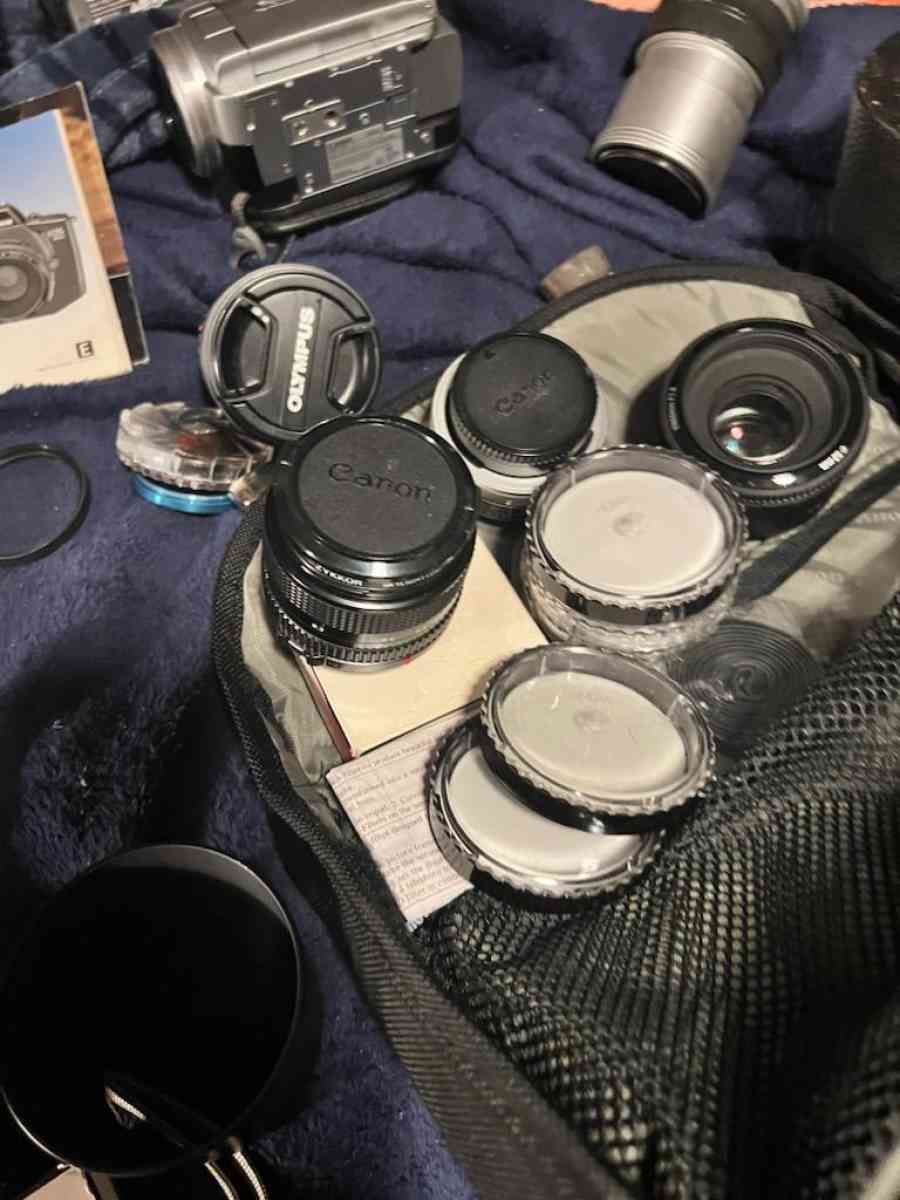Variety of cameras and lenses - Lyles, Tennessee - FleaMarketBay
