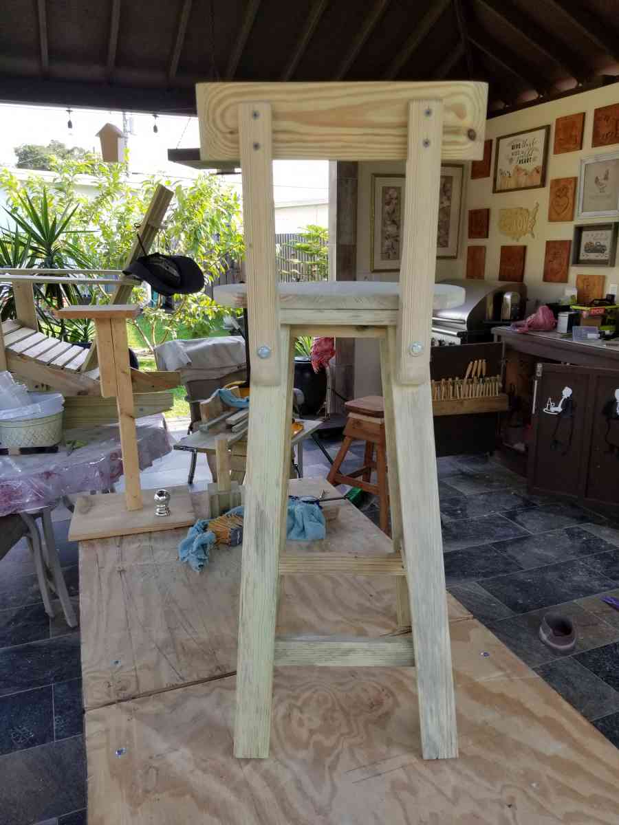 2 BANQUETAS DE MADERA - Miami, Florida