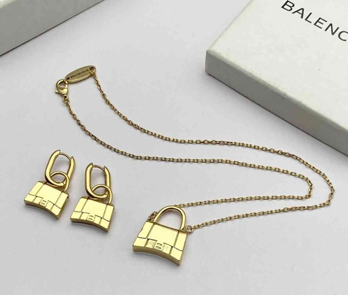 Balenciaga set accessories - Mission Viejo, California