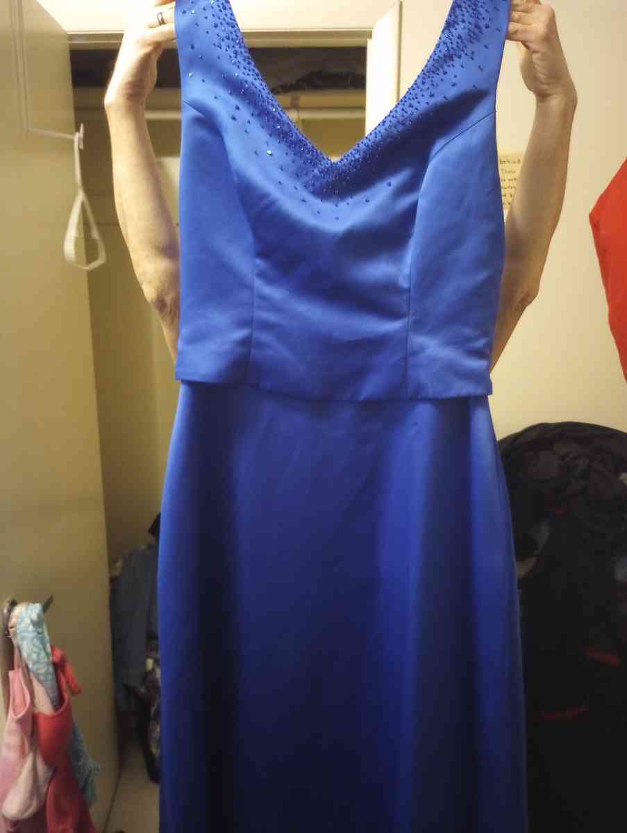 women clothes - Benson, North Carolina - FleaMarketBay