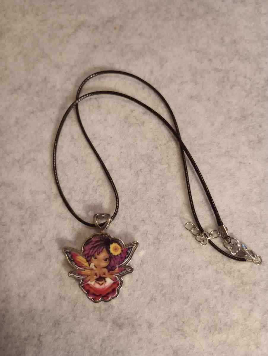 necklace - North East, Pennsylvania - FleaMarketBay