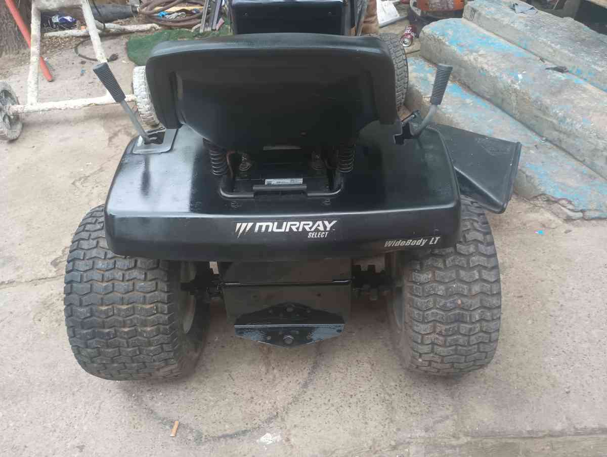 Murray 5 speed mower - Alicia, Arkansas - FleaMarketBay