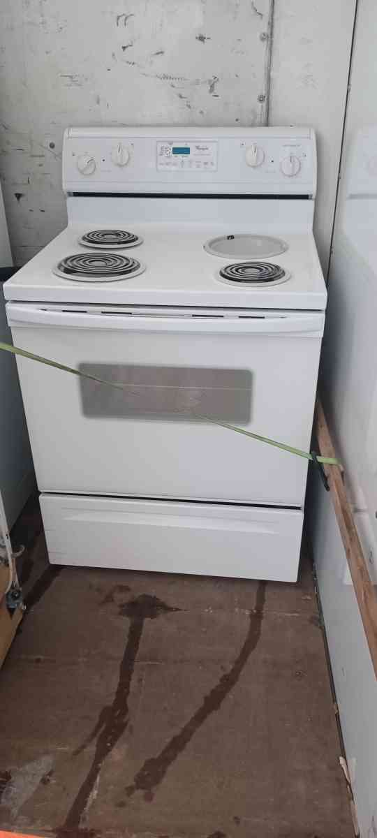50 each Whirlpool Selfcleaning Stove Used As is 3 available - Arlington, Texas - FleaMarketBay