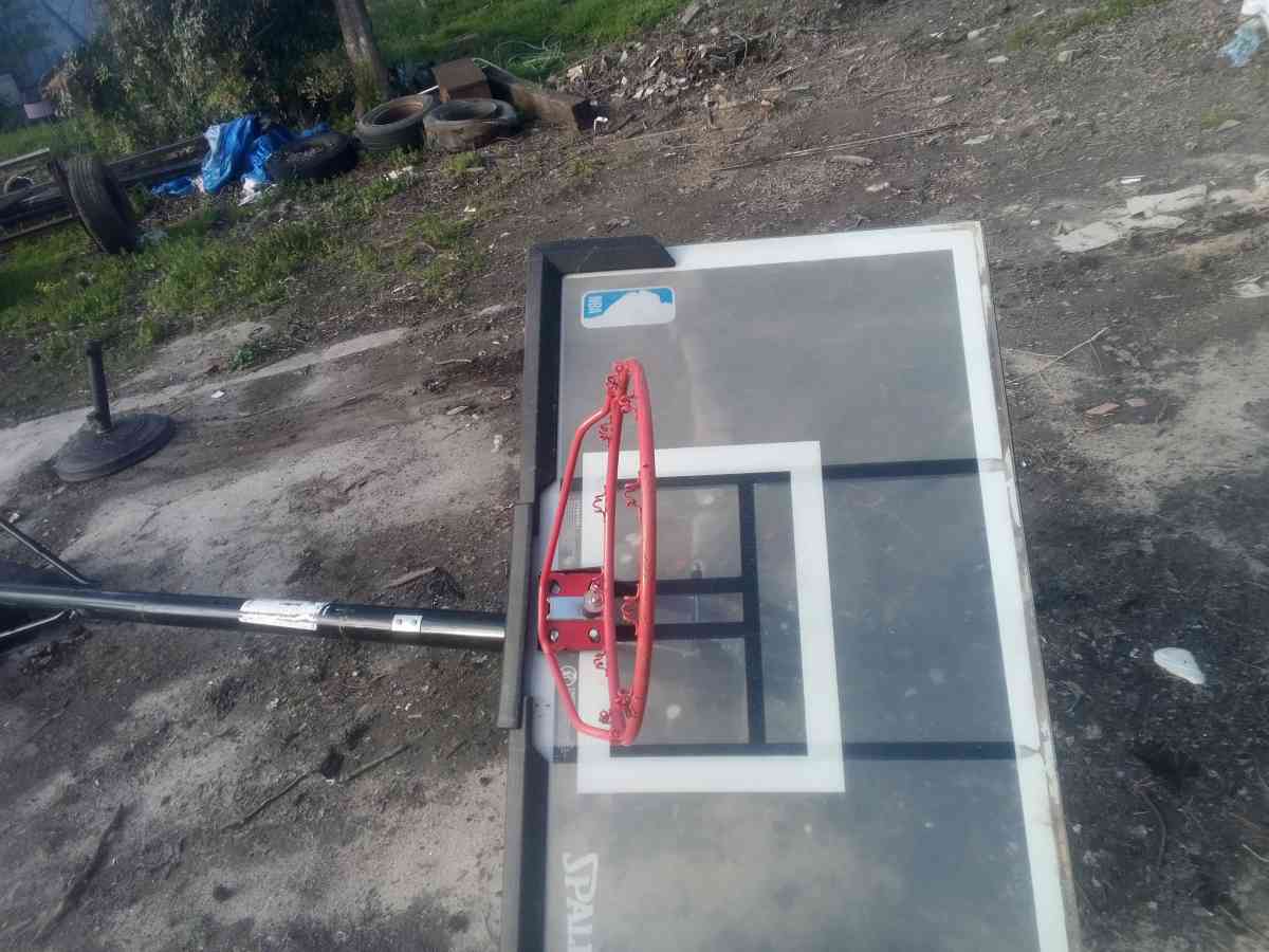 basketball goal - Spartanburg, South Carolina - FleaMarketBay