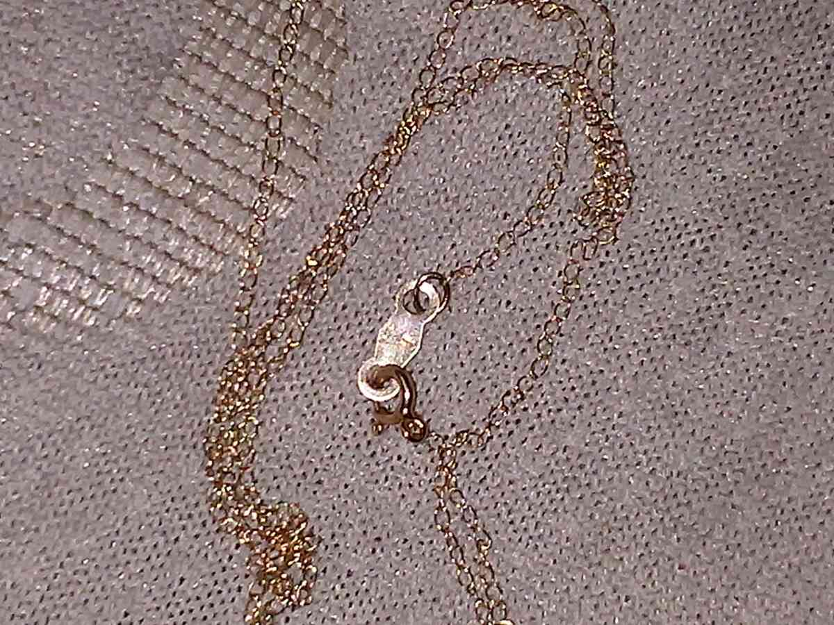 14kt yellow gold link chain necklace 18 inch long - Bedford, Indiana - FleaMarketBay