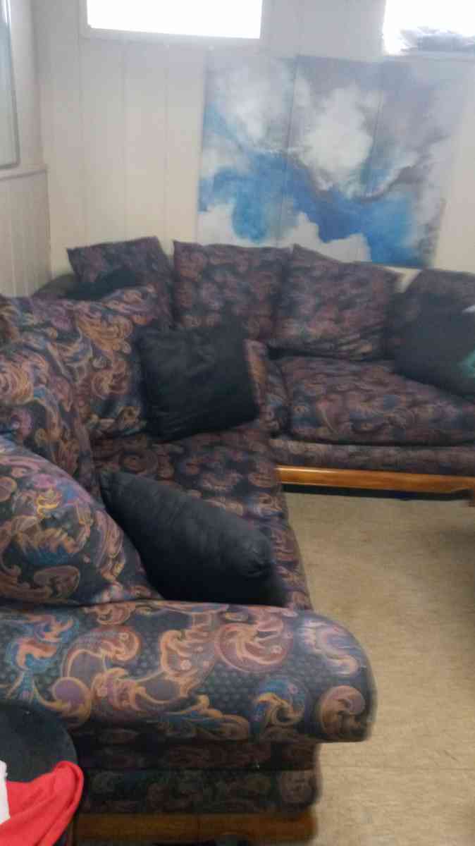 Couch and loveseat - Harper Woods, Michigan - FleaMarketBay