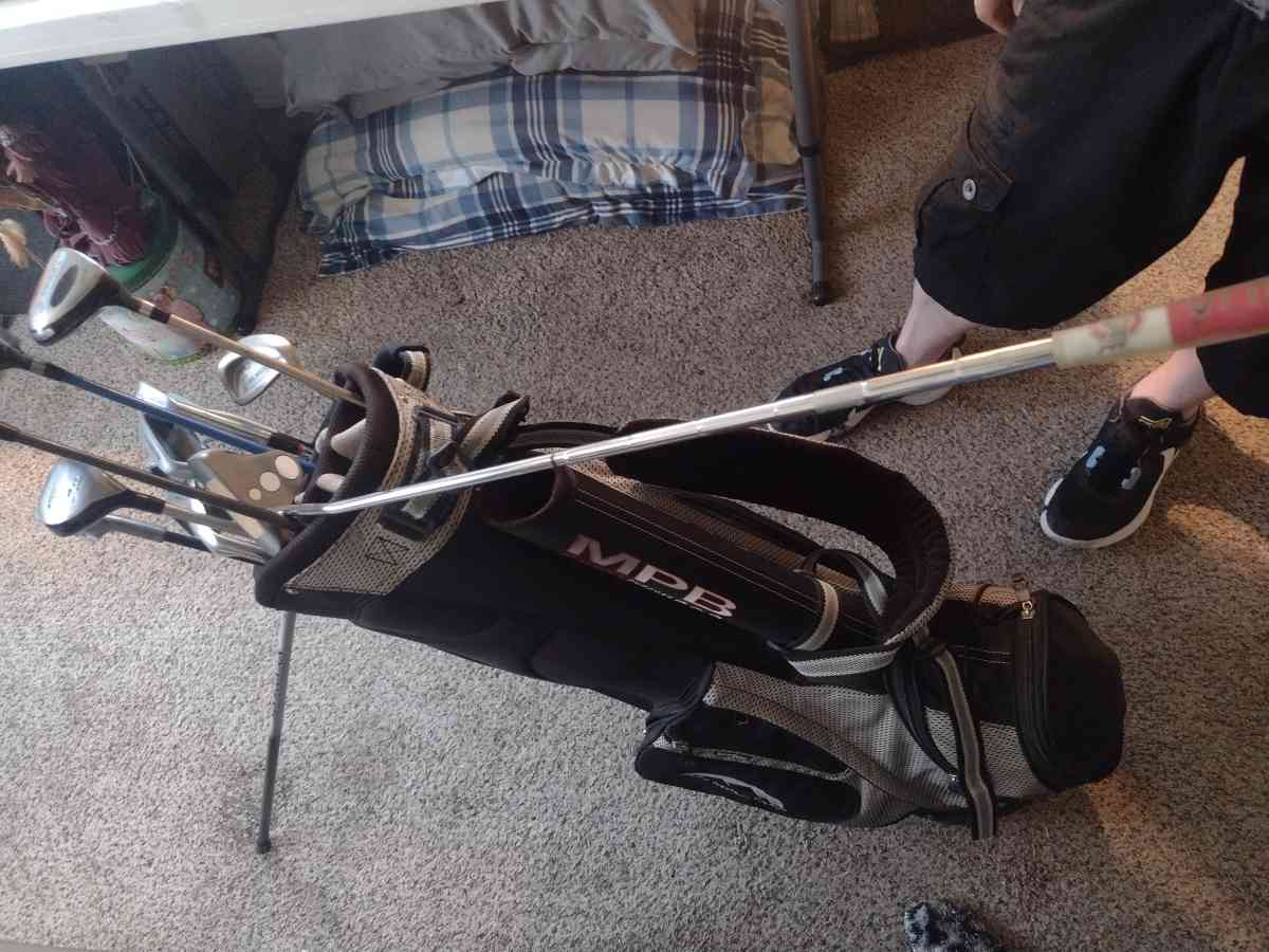 golf club set - Columbus, Ohio - FleaMarketBay