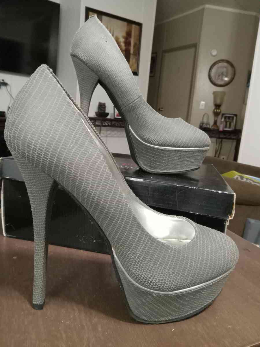 Multiple pairs of heels