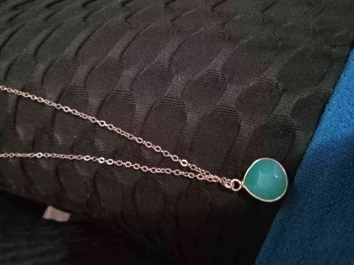 beautiful necklace - Jacksonville, Florida