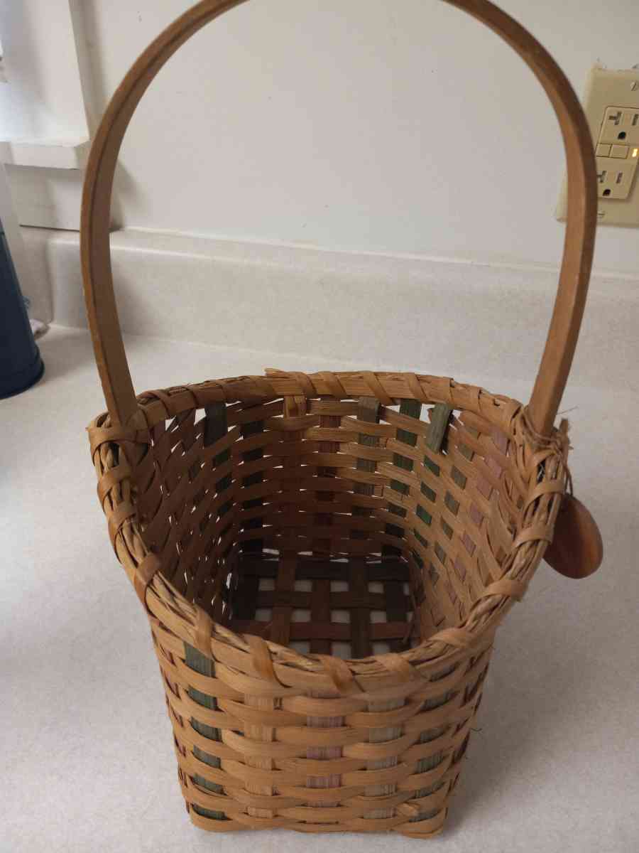 collectible basket - Bangor, Maine