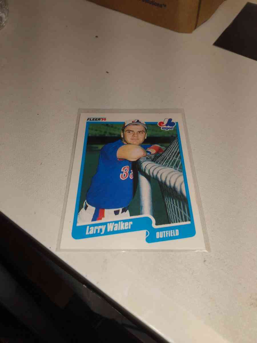 1990 Fleer Larry Walker rookie card