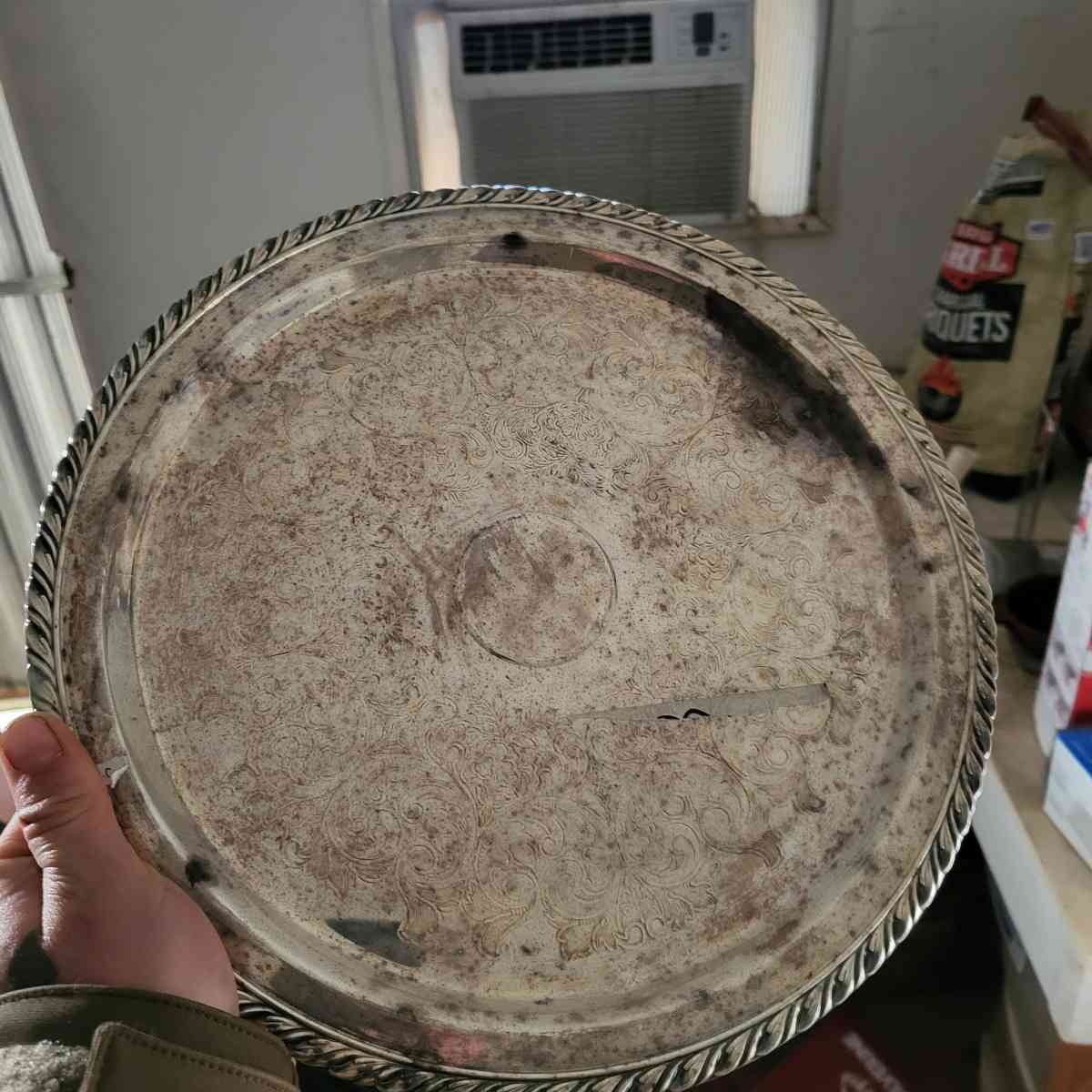 cool looking Plates - Anderson, South Carolina - FleaMarketBay