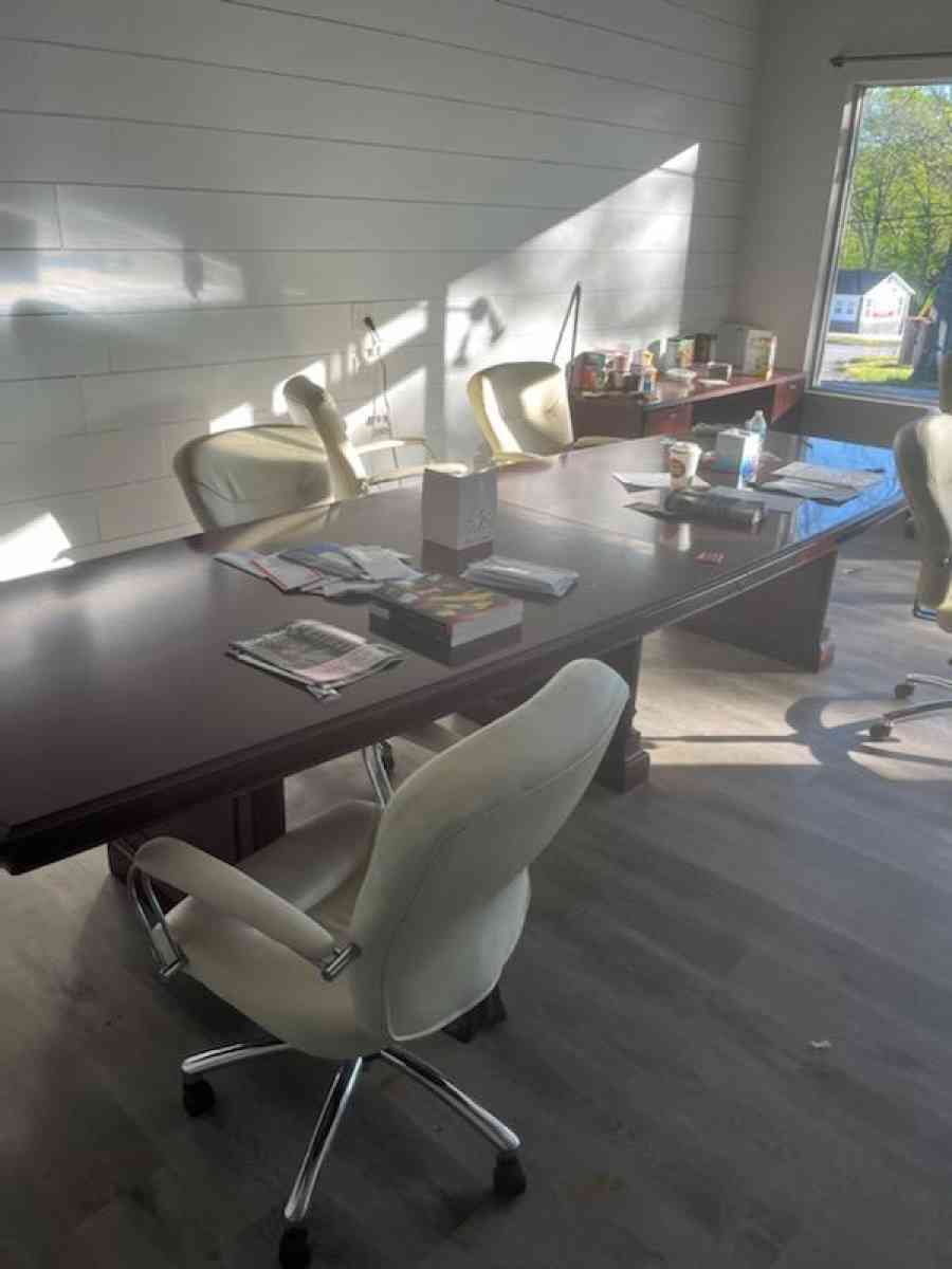 office table - Villa Rica, Georgia