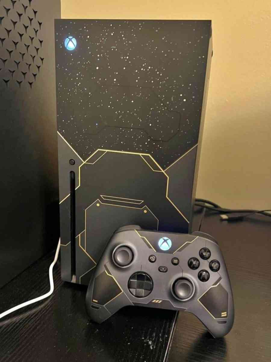 xbox series x halo edition - Tampa, Florida