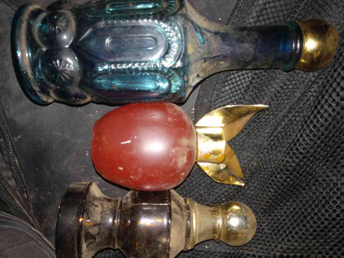 3 vintage avon bottles of perfume - Bisbee, Arizona