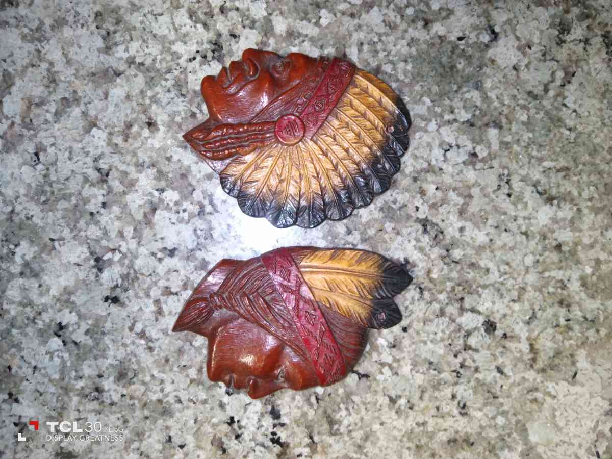 wooden decor - Tampa, Florida - FleaMarketBay