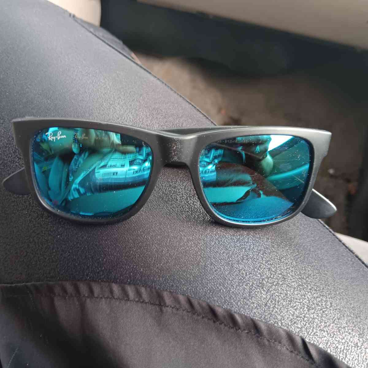 Ray Ban Sunglasses - Dallas, Texas - FleaMarketBay