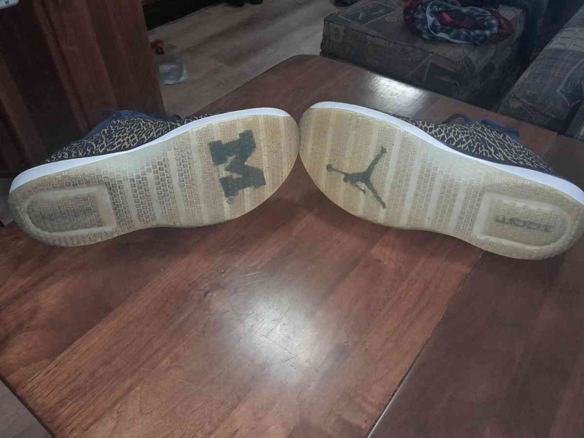 Jordans - Port Orange, Florida - FleaMarketBay