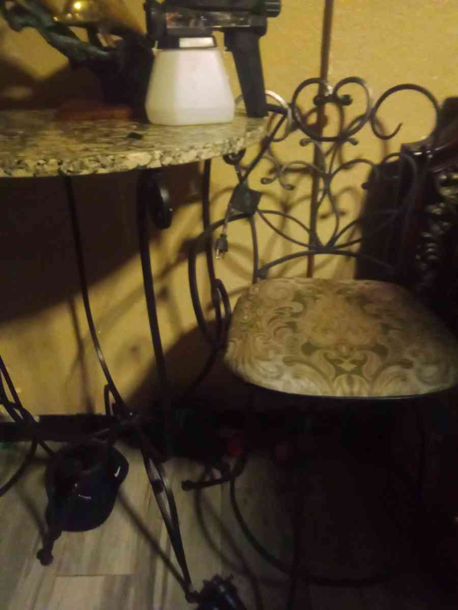 Bistro type Wrought Iron Table w Chairs - Phoenix, Arizona - FleaMarketBay