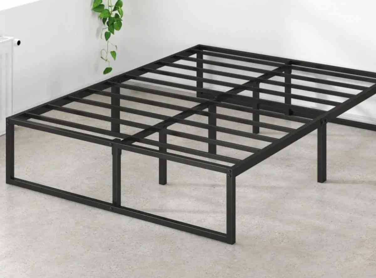 Bed frame - El Monte, California - FleaMarketBay