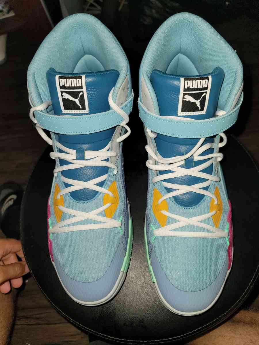 Puma Sky Modern Easter - North Hills, California - FleaMarketBay