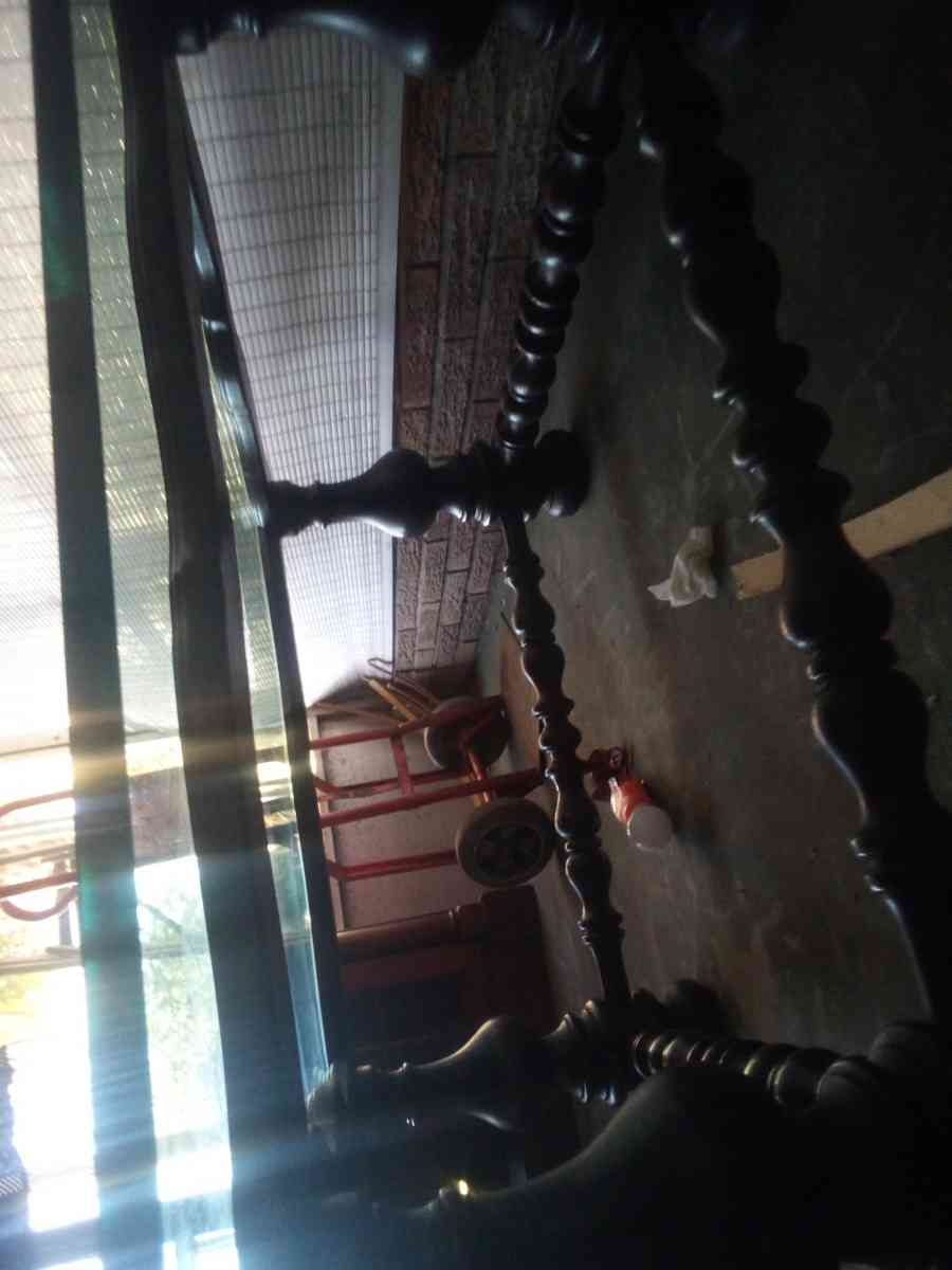 Ethan Allen Coffee Table - Ocala, Florida - FleaMarketBay