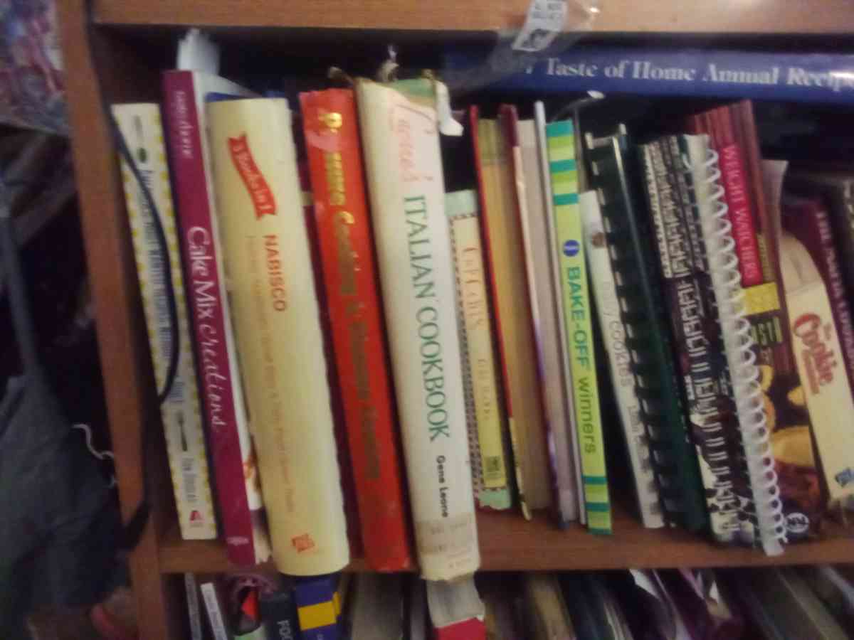 old cookbooks - Brooklyn, New York - FleaMarketBay