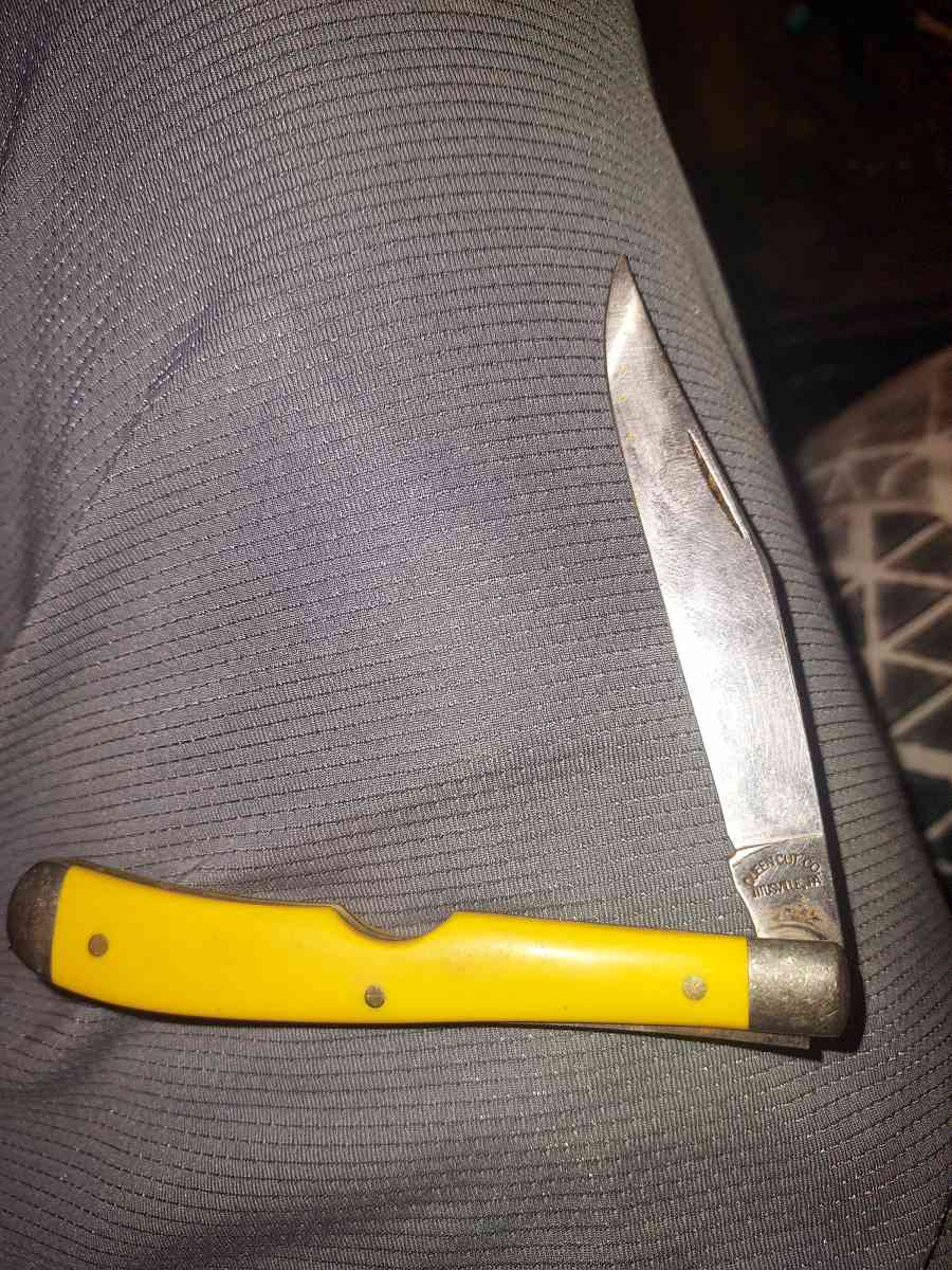 variety of knives - Lyles, Tennessee - FleaMarketBay