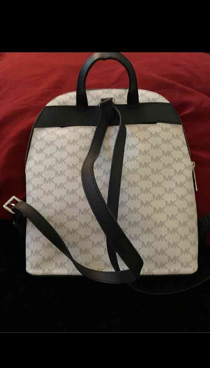 MICHAEL KORS Cindy Saffiano Leather Backpack - San Antonio, Texas - FleaMarketBay