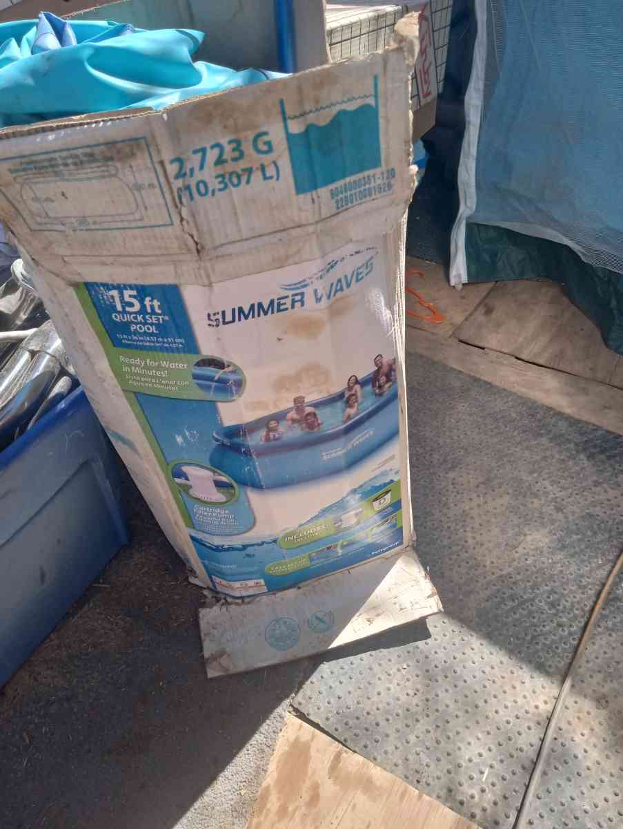 swimming pool - Florence, Colorado - FleaMarketBay