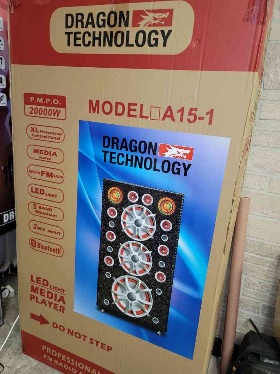 2000 watt speaker with karaoke - Bennettsville, South Carolina - FleaMarketBay