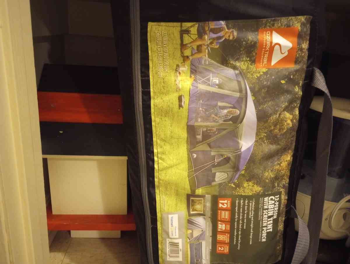 12 man tent - Benson, North Carolina - FleaMarketBay