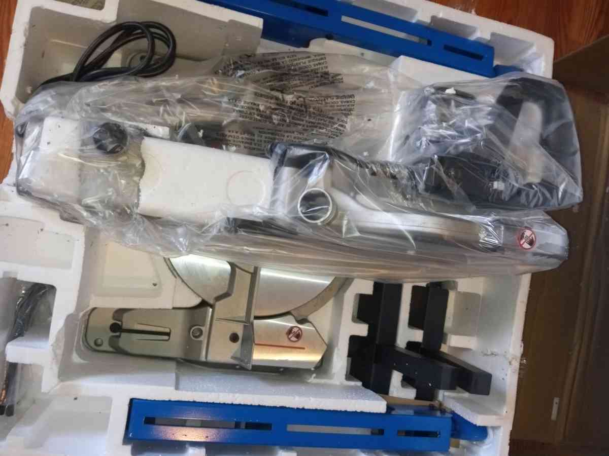 ShopMaster 10in sliding miter saw and stand - Lynchburg, South Carolina - FleaMarketBay