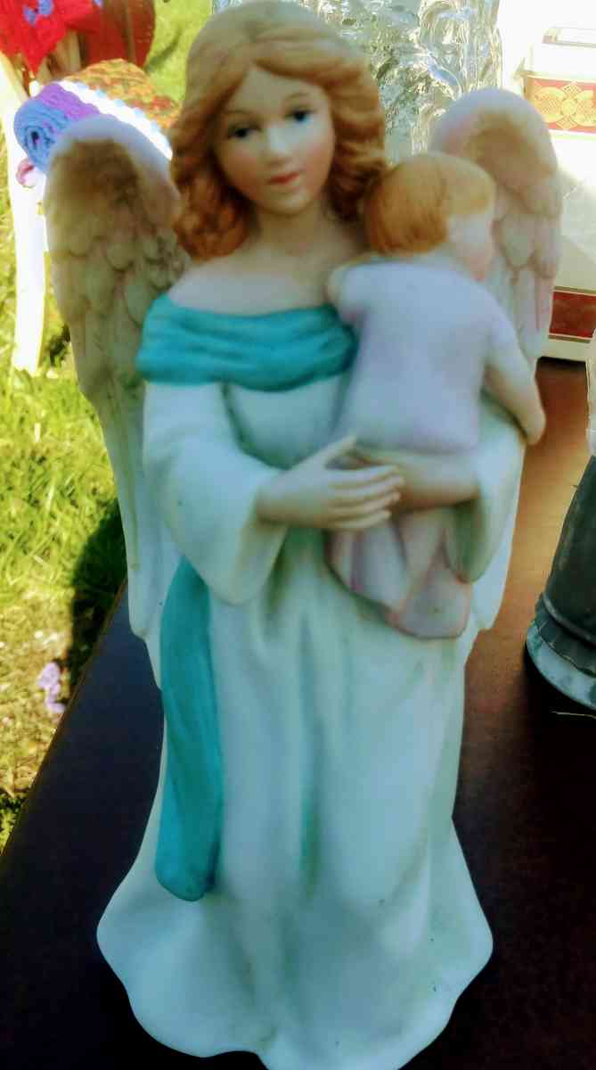 ANGELIC ANGEL HOLDING BABY - Alliance, Ohio