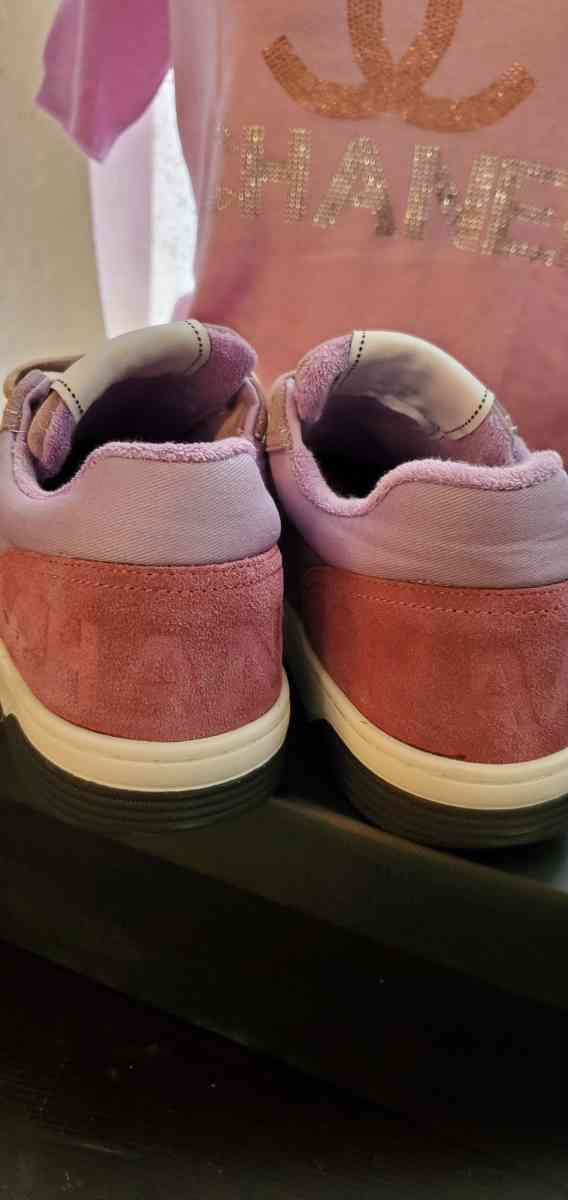 Lavander shoes size 7 - Mission Viejo, California - FleaMarketBay