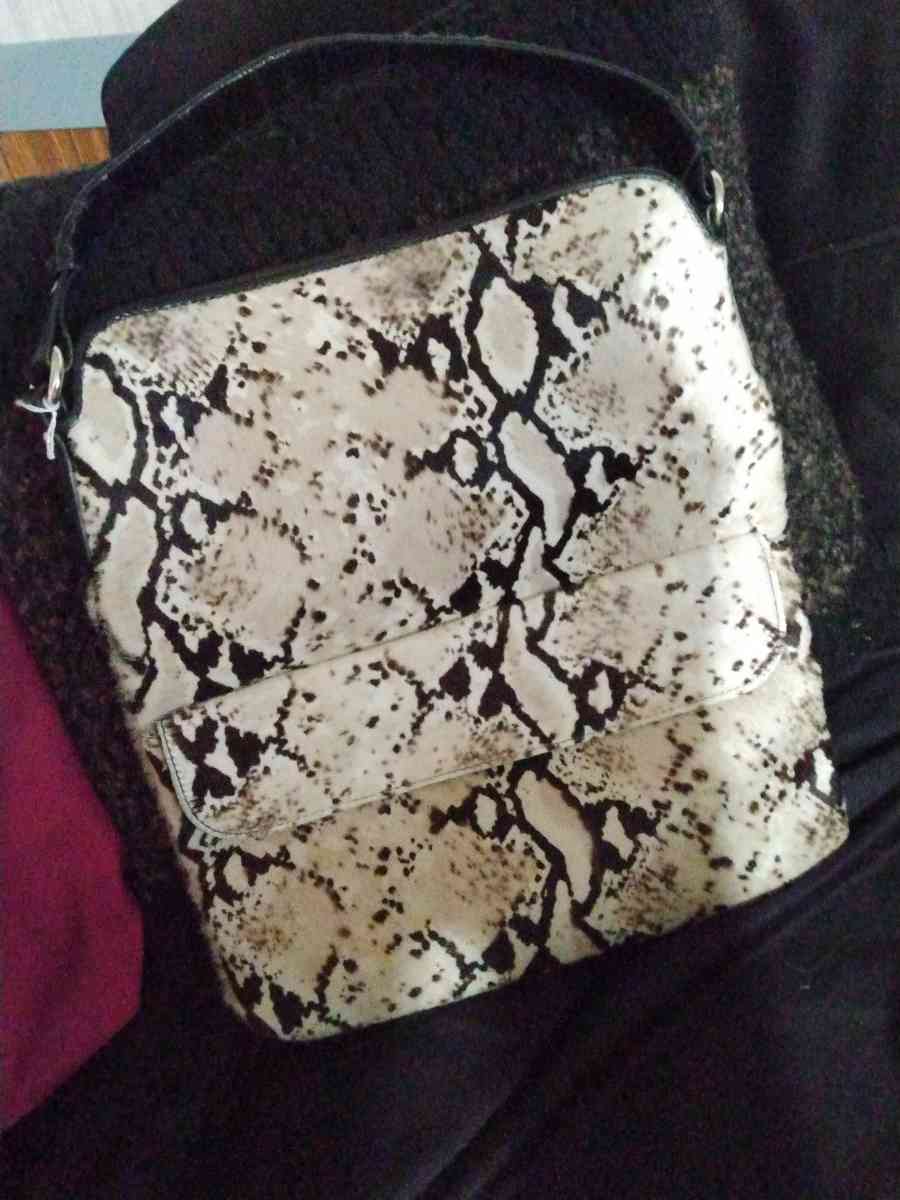 MAURIZIO TAIUTI COWHIDE HANDBAG