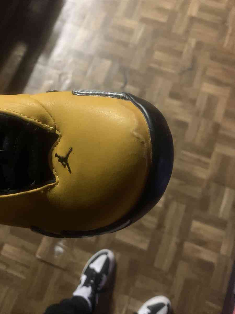 Jordan 14s Ferrari yellow - New Bedford, Massachusetts - FleaMarketBay