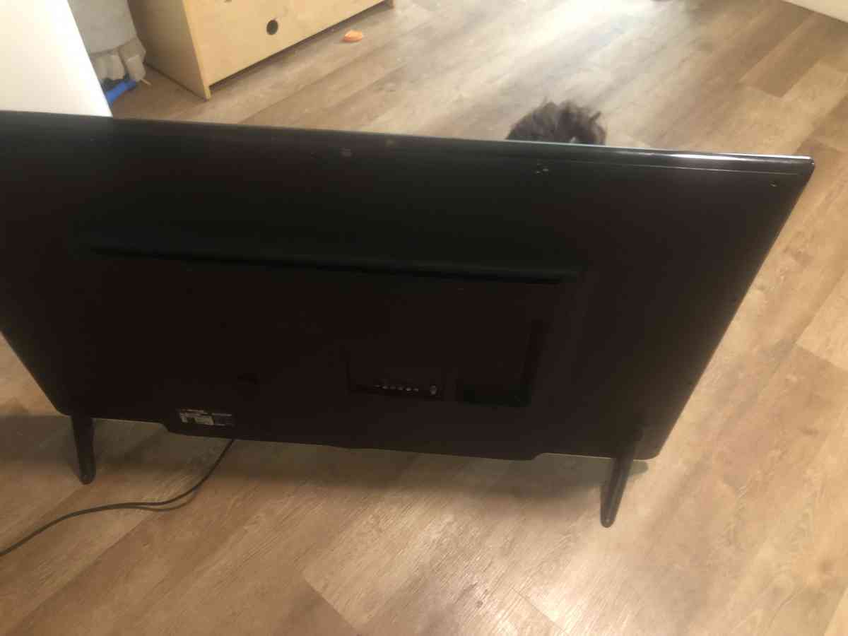 55 inch flat screen LG - Fresno, California - FleaMarketBay