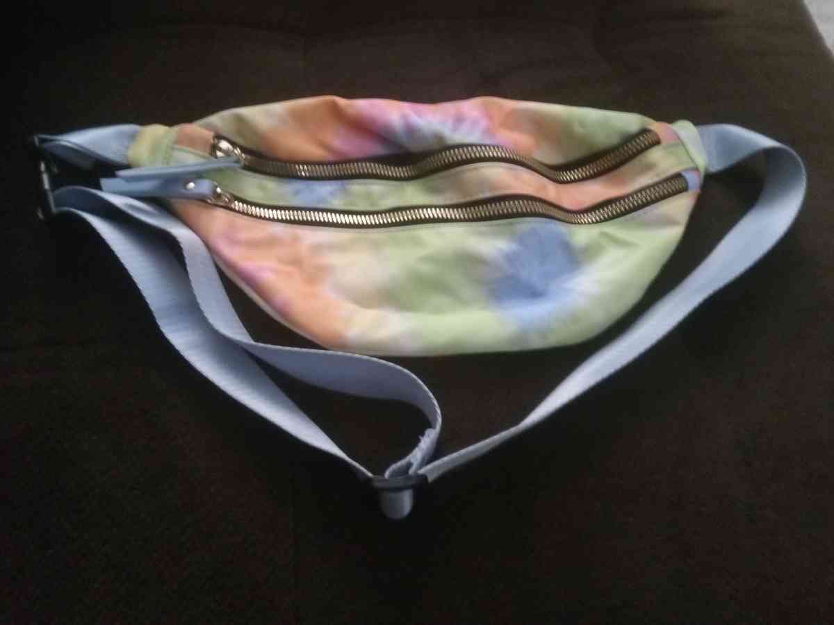 fanny pack - Deland, Florida