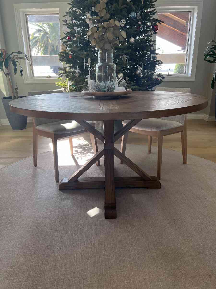 Brand new in box beautiful rustic solid wood dining table - Orlando, Florida - FleaMarketBay
