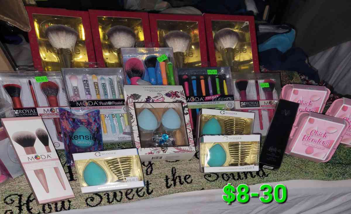beauty Supplies - Lake Worth, Florida - FleaMarketBay