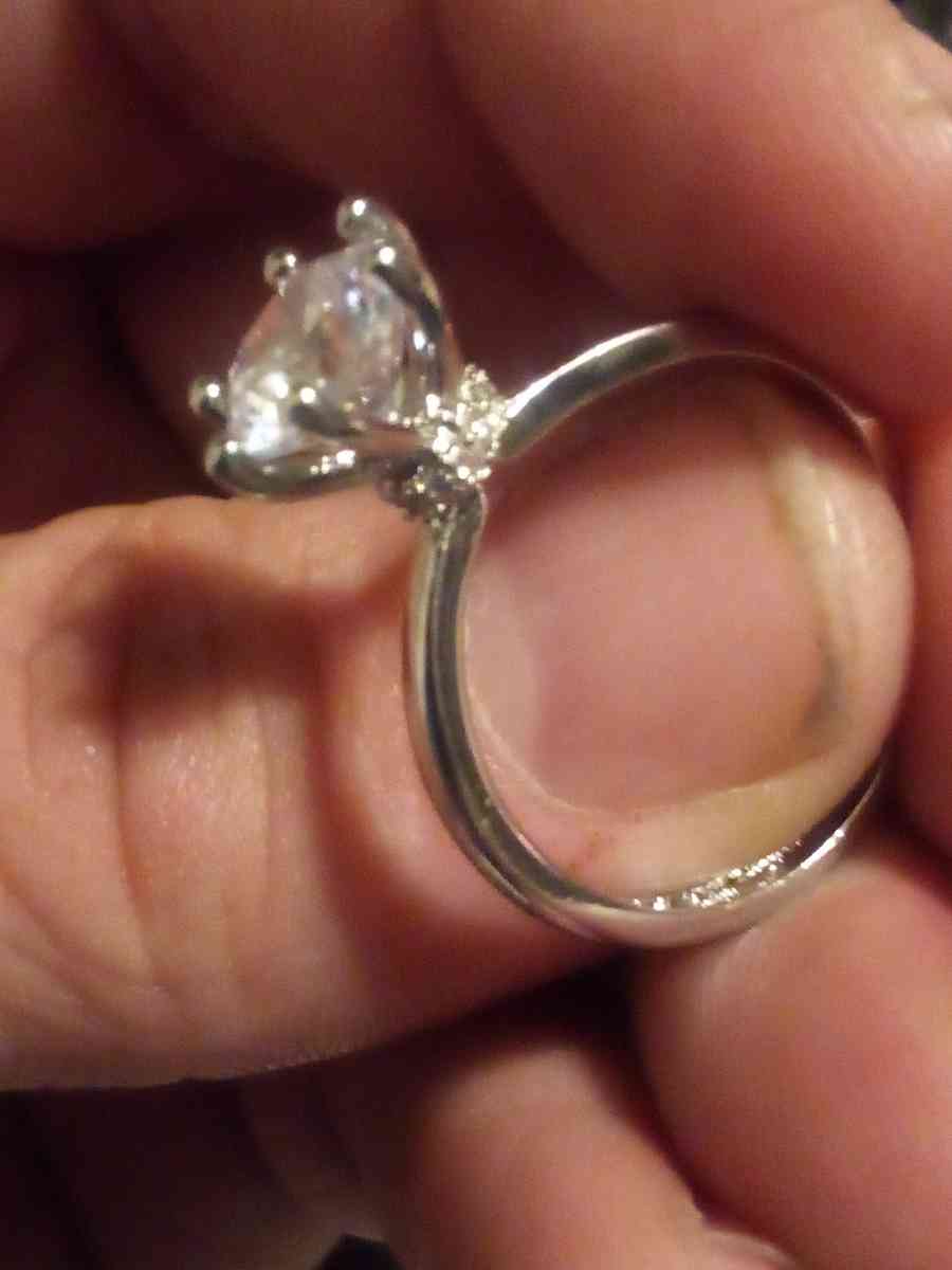 D 2ct 925 sterling silver vintage wedding ring for women - Bedford, Indiana - FleaMarketBay