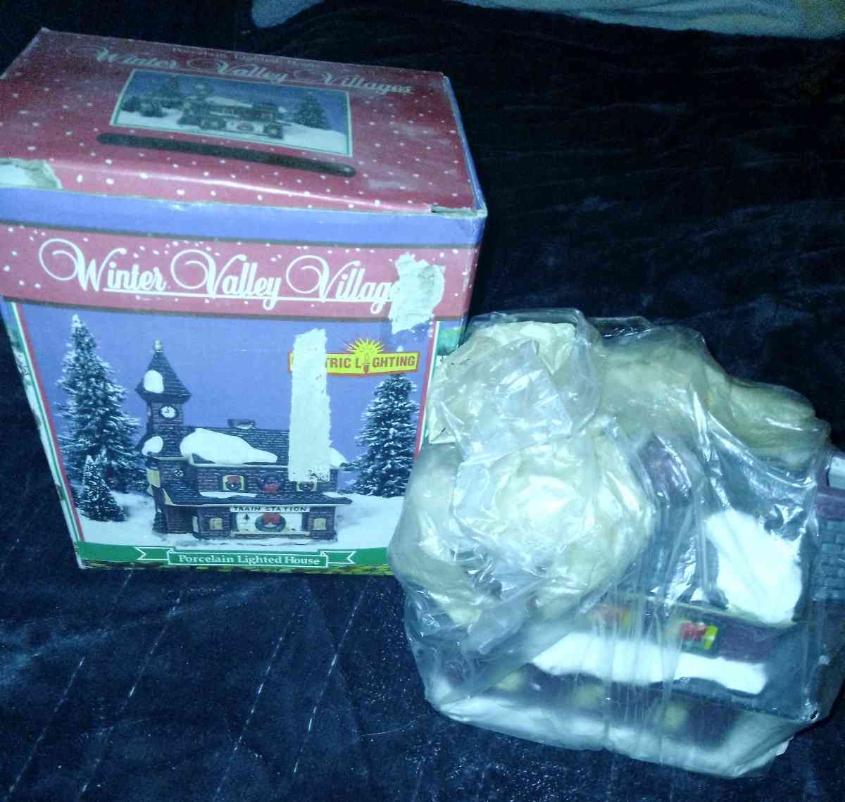 Porcelain House - Gaston, South Carolina