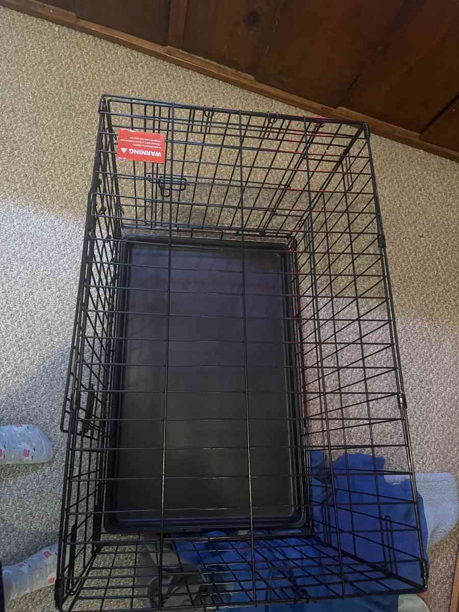 medium size doggie crate double door - Knoxville, Tennessee